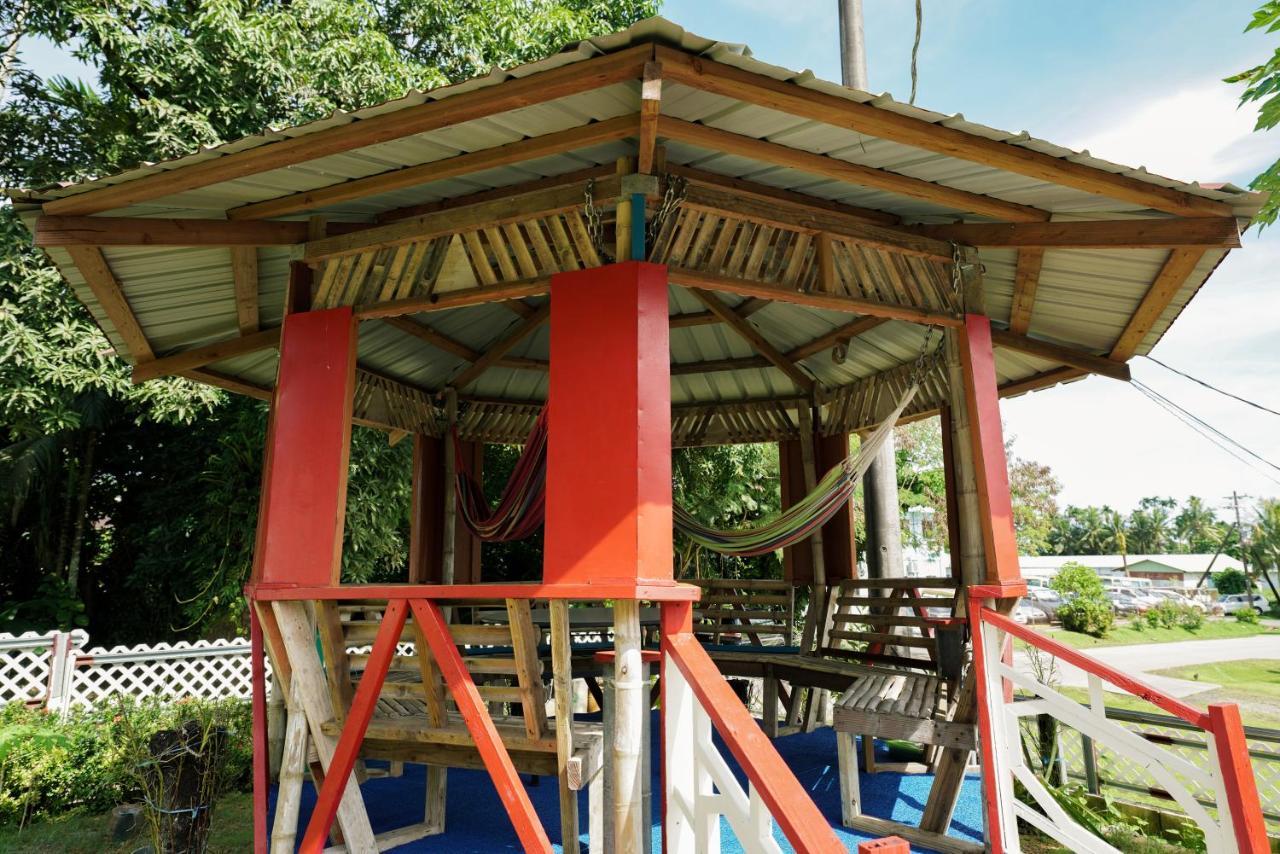 Yogi-Homestay Koror Exterior photo