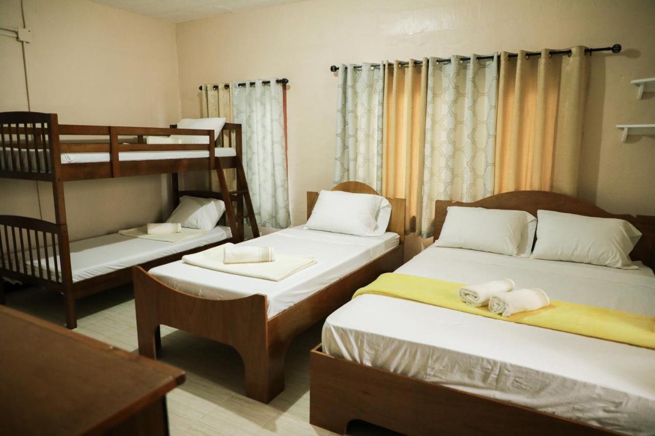 Yogi-Homestay Koror Exterior photo